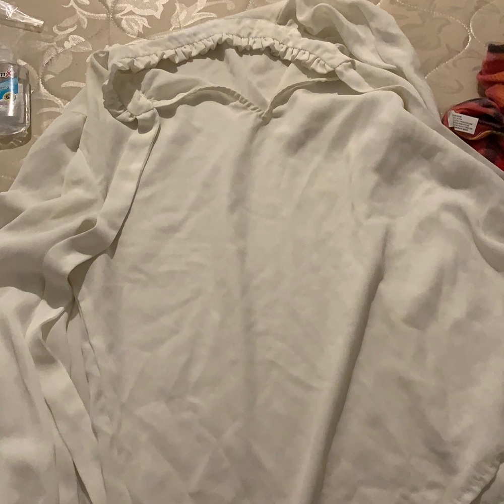 White dress shirt